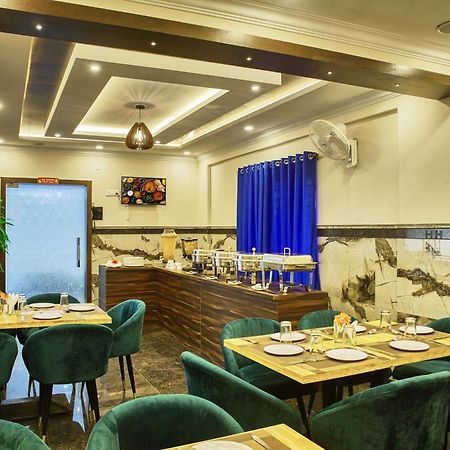 SM Royal Suites Bangalore Airport Devanahalli Esterno foto