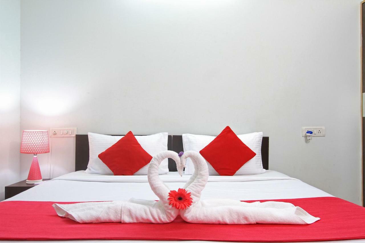 SM Royal Suites Bangalore Airport Devanahalli Esterno foto